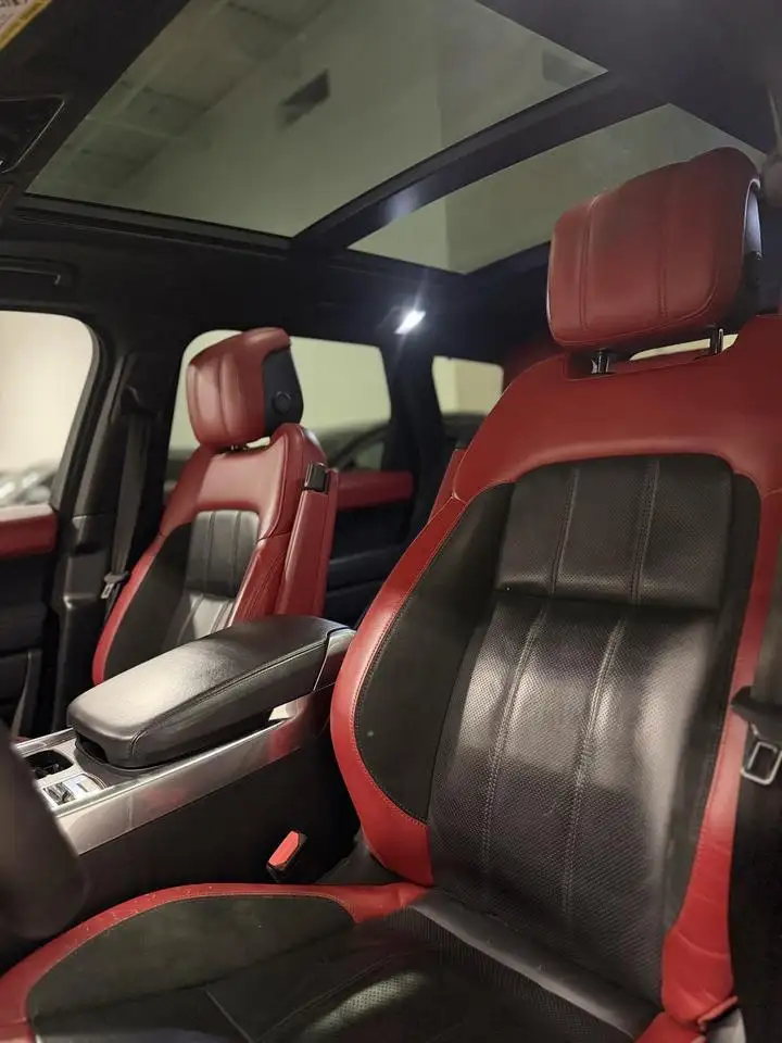 Land Rover Range Rover Sport снимка Land Rover Range Rover Sport
