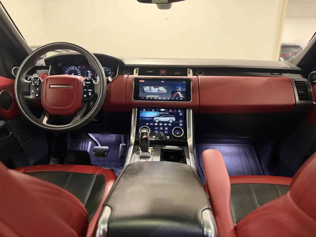 Land Rover Range Rover Sport снимка Land Rover Range Rover Sport