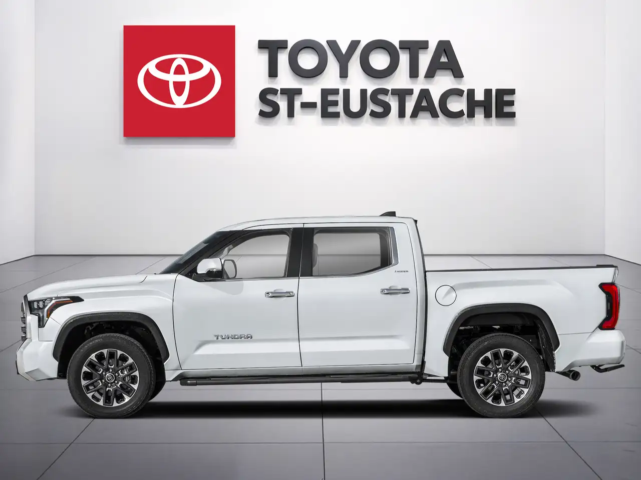 Toyota Tundra снимка Toyota Tundra