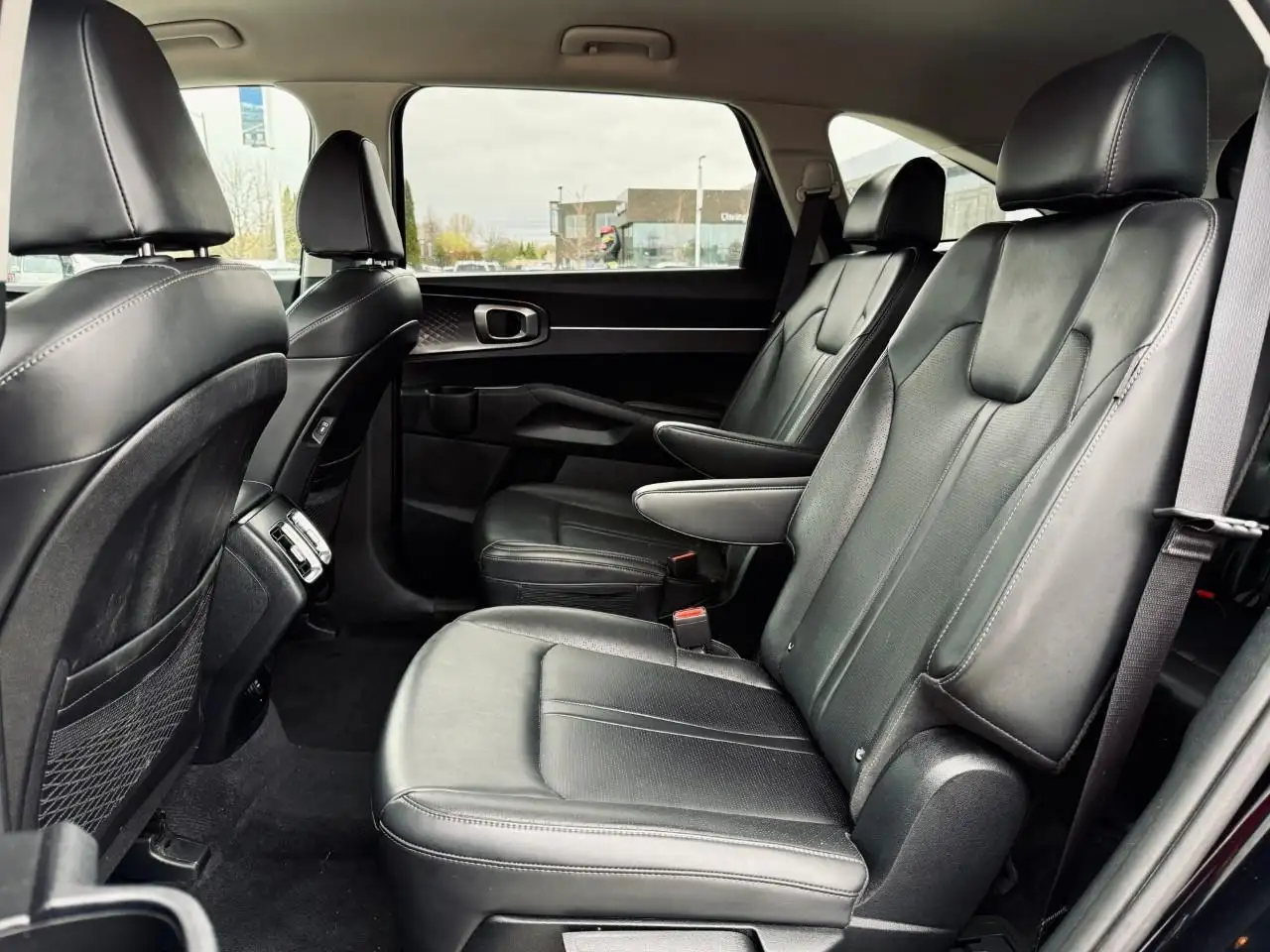 Kia Sorento photo Kia Sorento