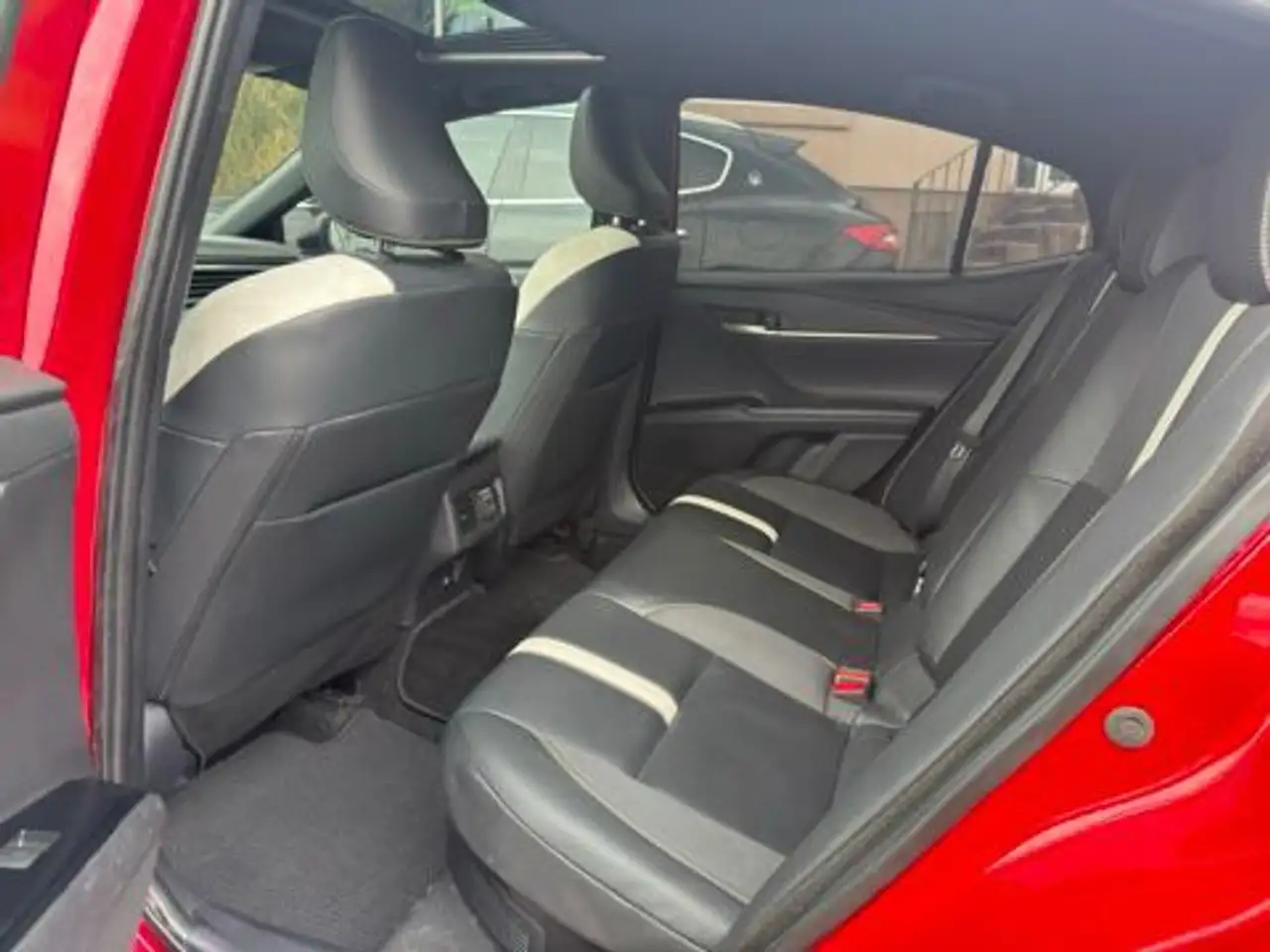Toyota Camry снимка Toyota Camry