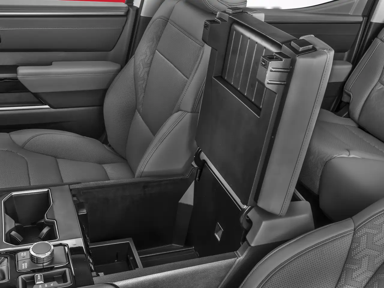 Toyota Tundra снимка Toyota Tundra