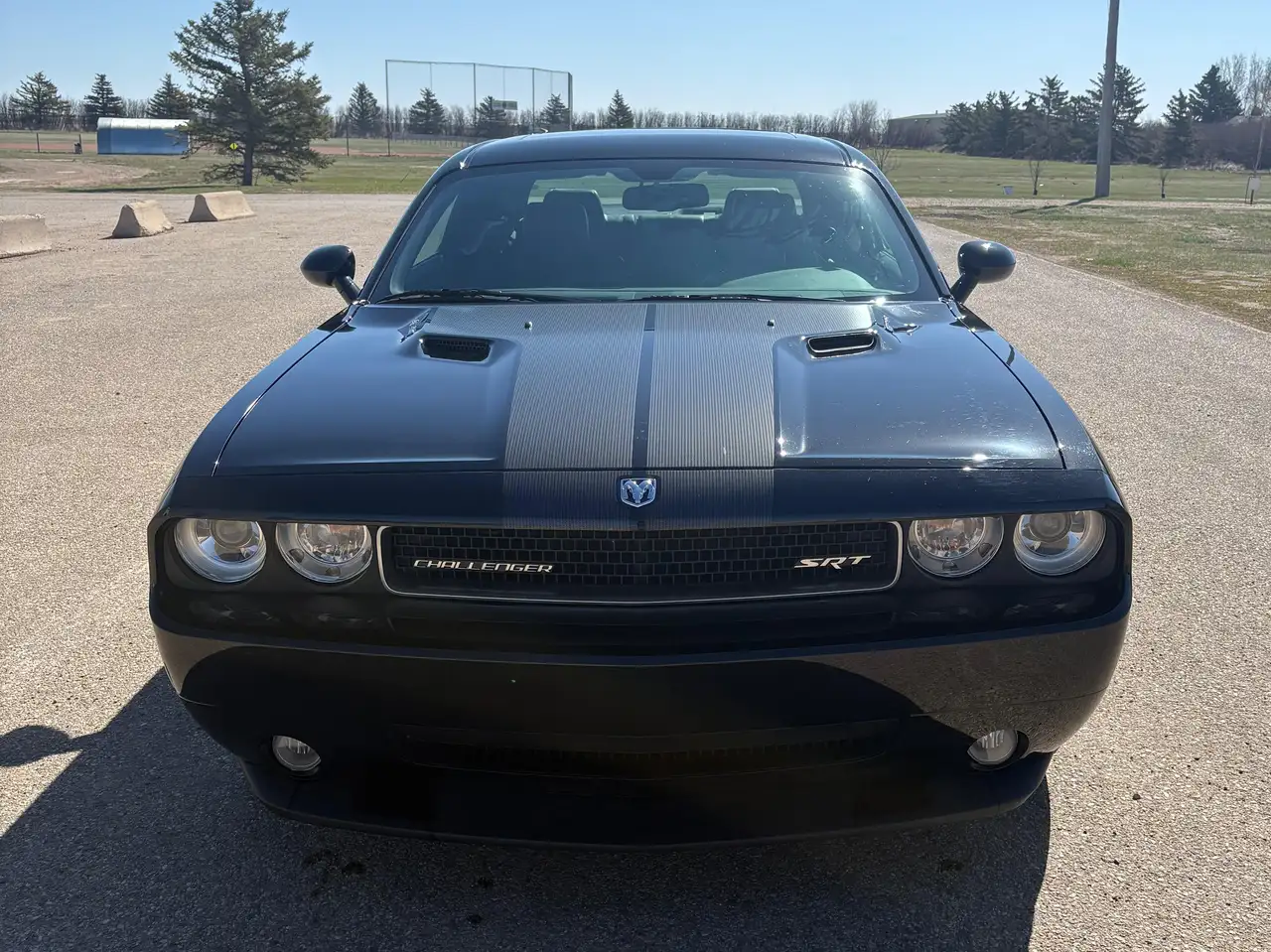 Dodge Challenger снимка Dodge Challenger