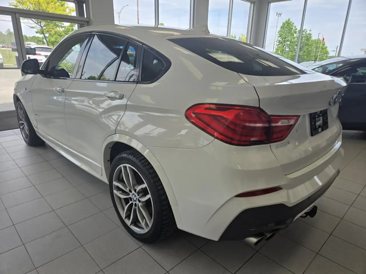 BMW X4 снимка BMW X4