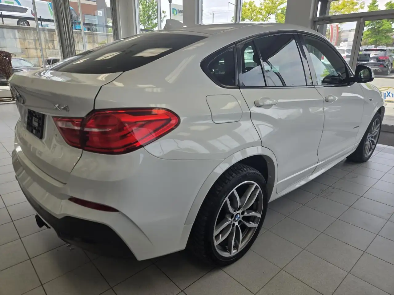 BMW X4 снимка BMW X4
