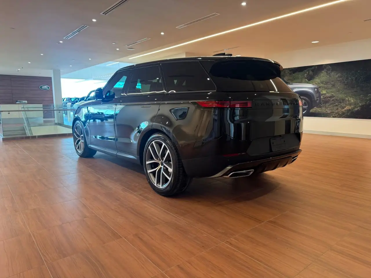Land Rover Range Rover Sport снимка Land Rover Range Rover Sport