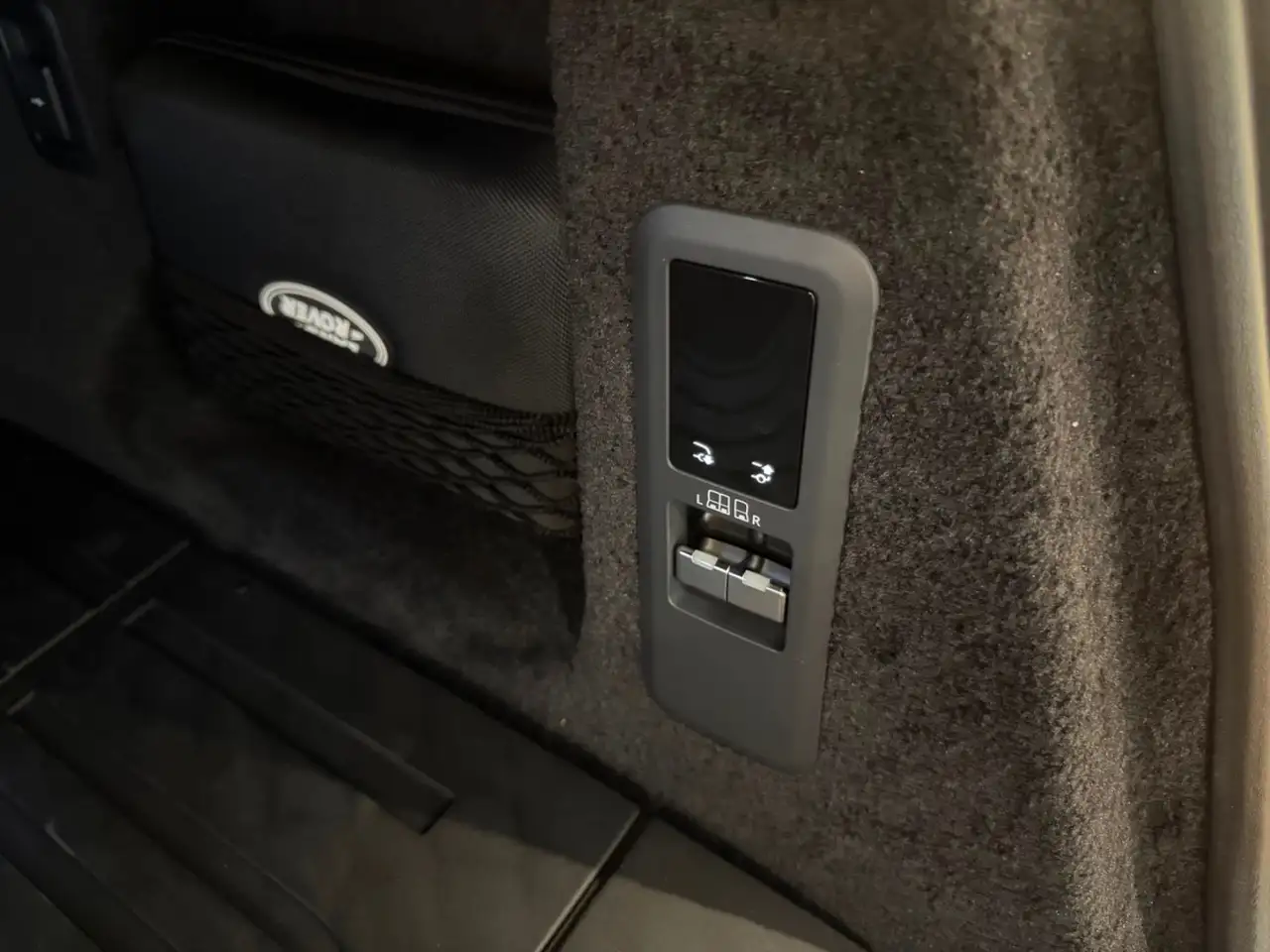 Land Rover Range Rover Sport снимка Land Rover Range Rover Sport
