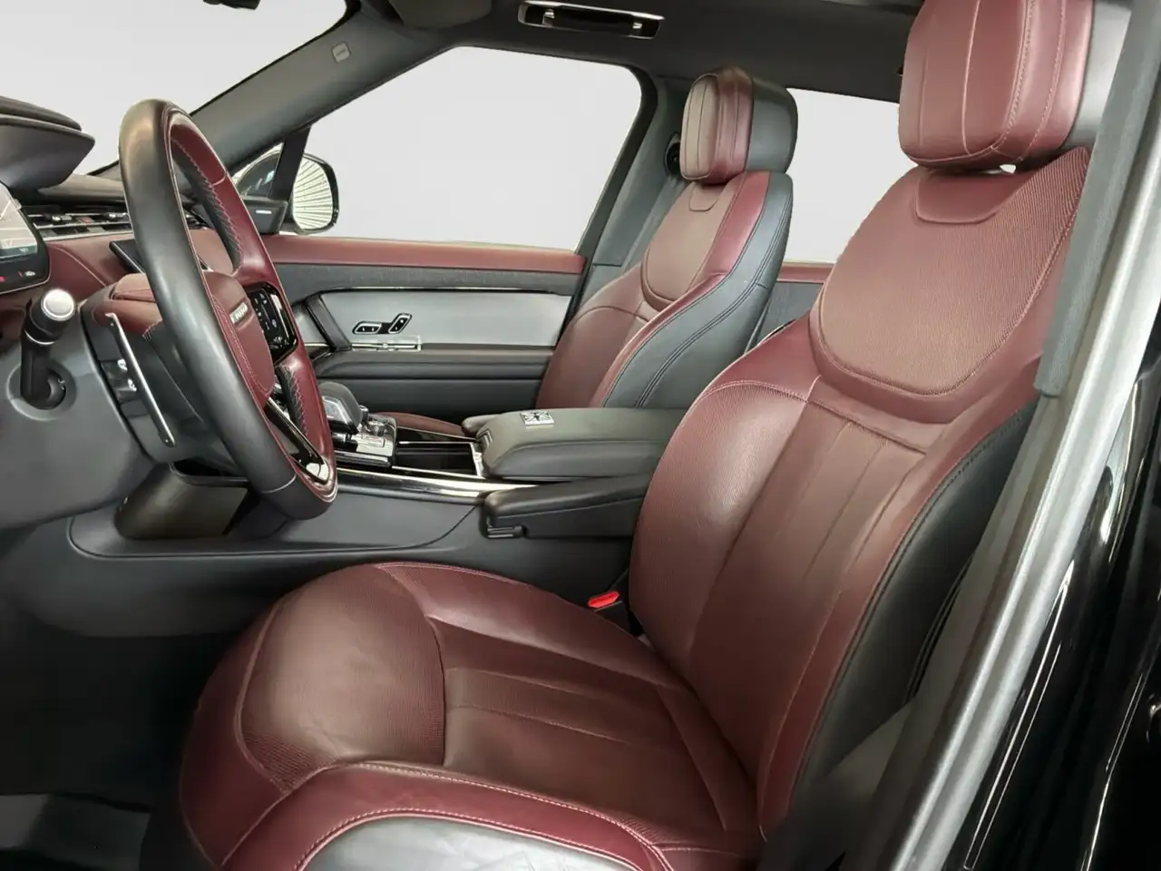 Land Rover Range Rover Sport снимка Land Rover Range Rover Sport
