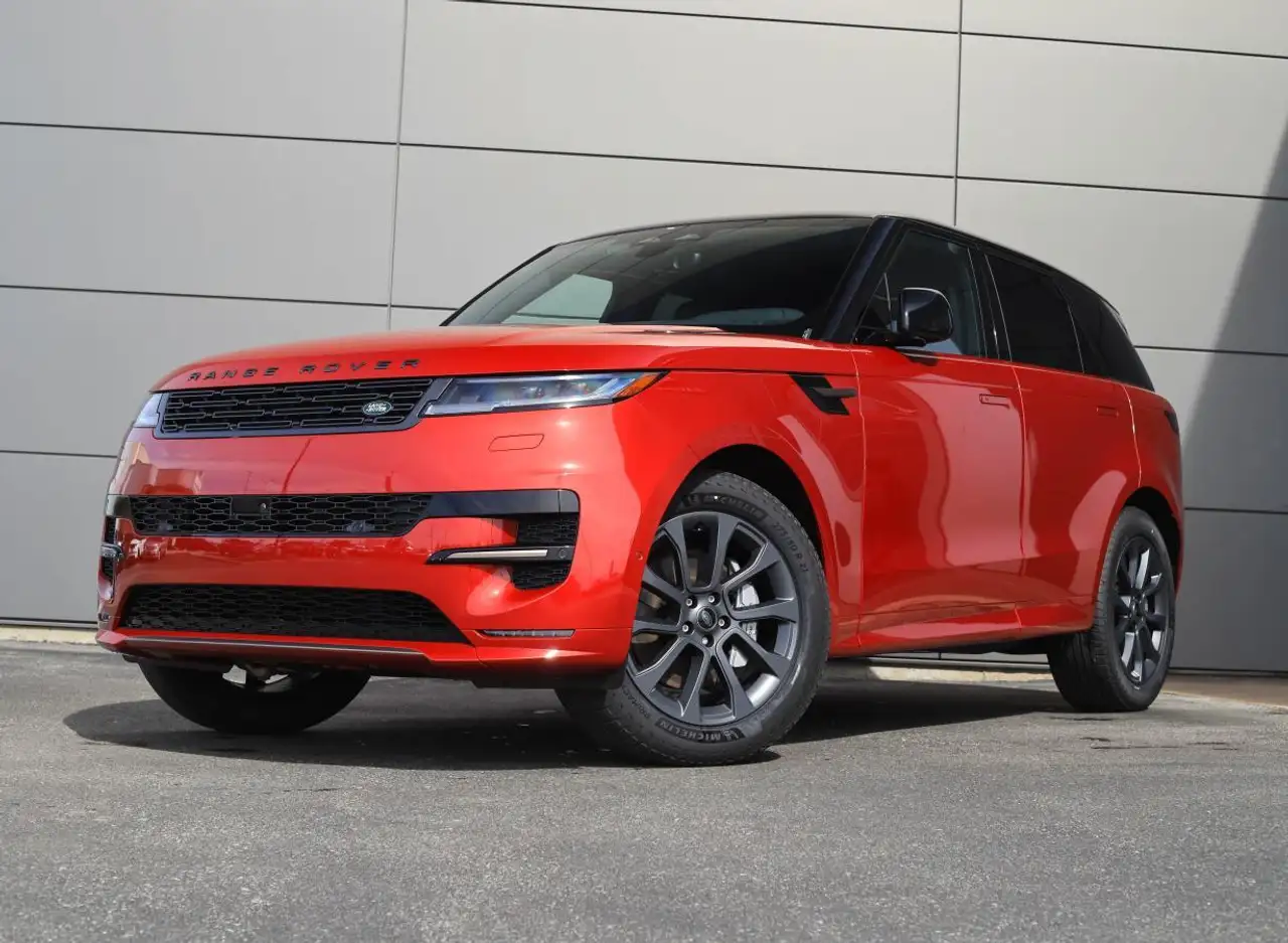 Land Rover Range Rover Sport снимка Land Rover Range Rover Sport