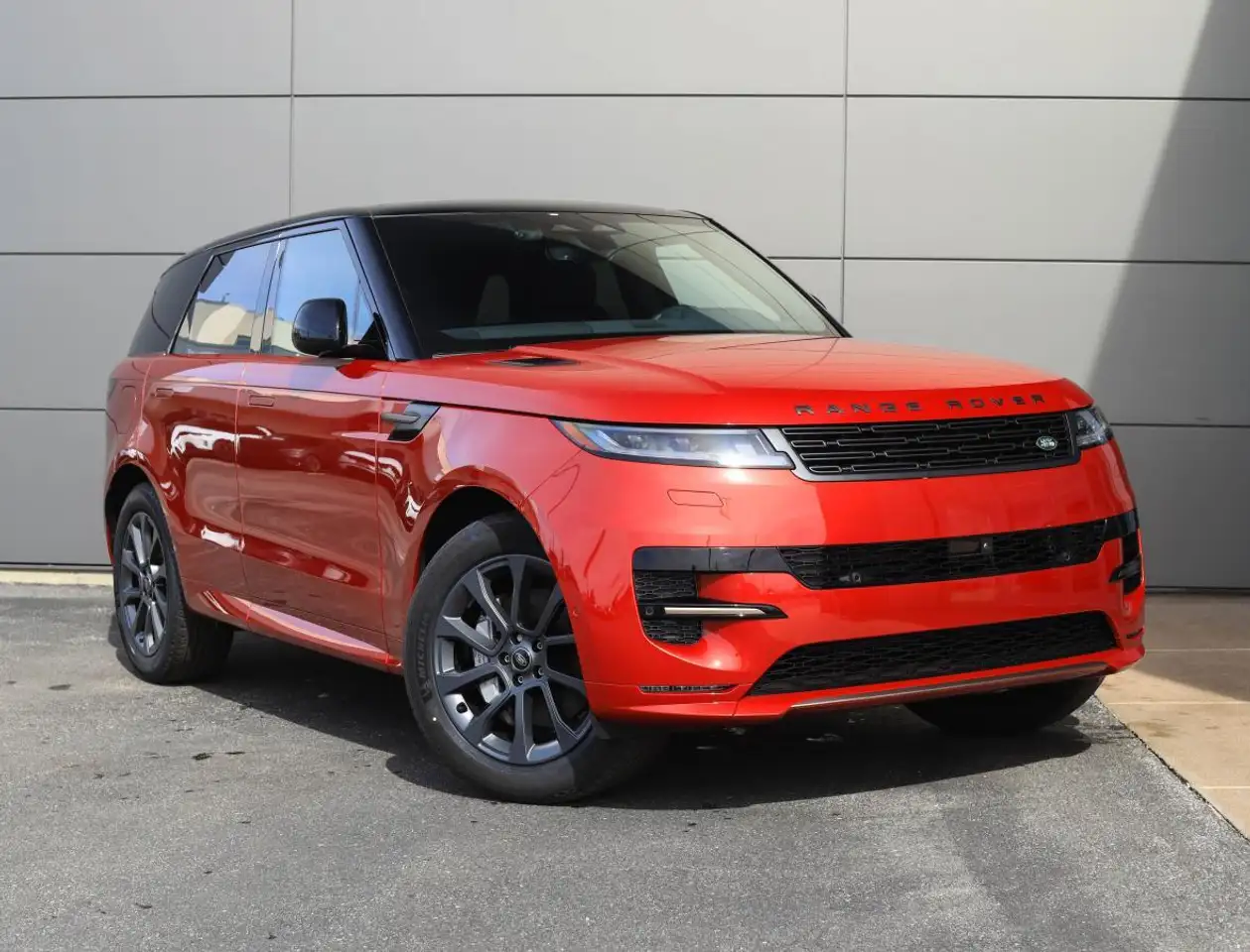 Land Rover Range Rover Sport снимка Land Rover Range Rover Sport