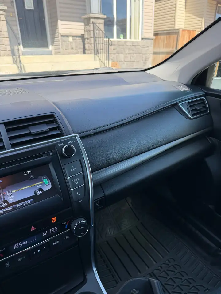 Toyota Camry снимка Toyota Camry