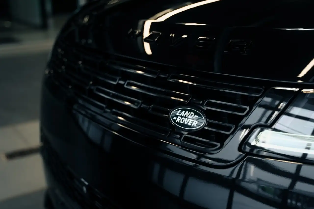 Land Rover Range Rover Sport снимка Land Rover Range Rover Sport