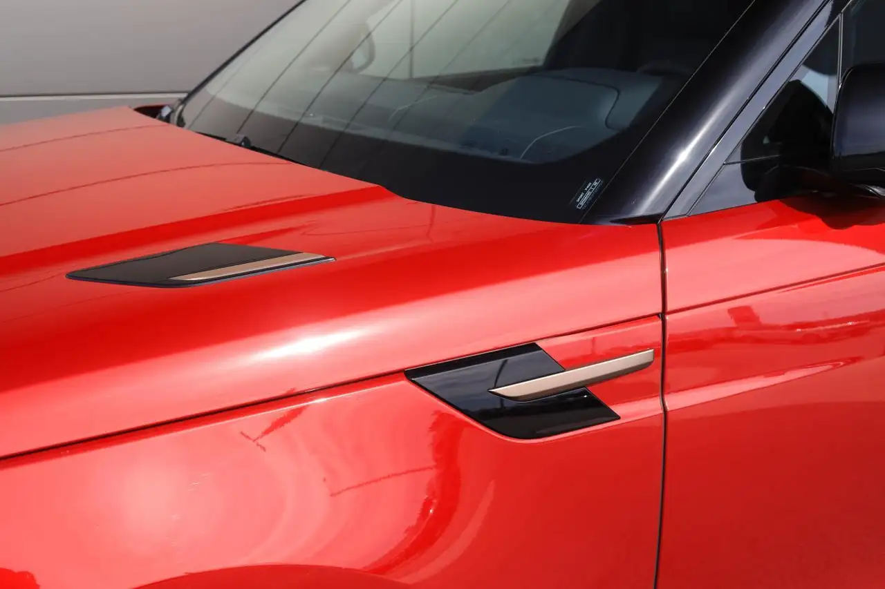Land Rover Range Rover Sport снимка Land Rover Range Rover Sport