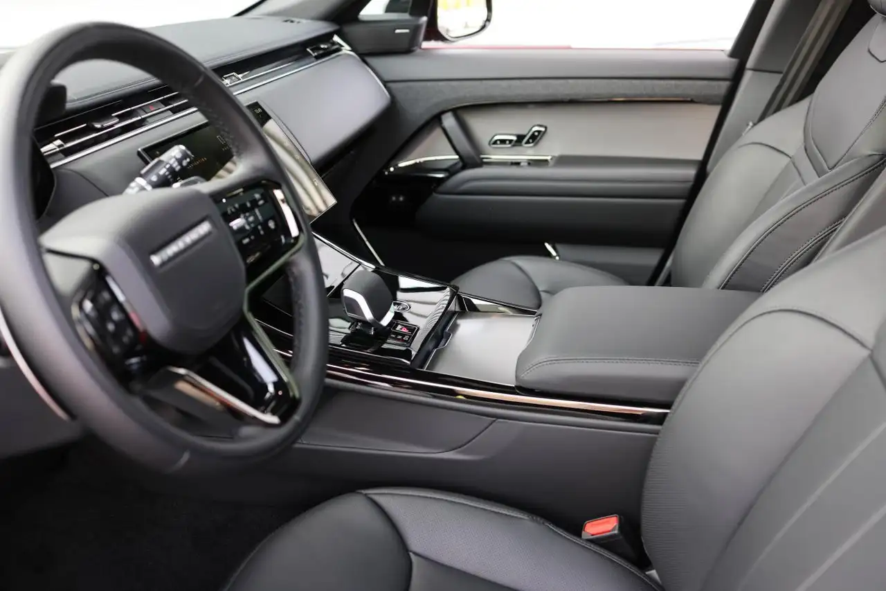 Land Rover Range Rover Sport снимка Land Rover Range Rover Sport
