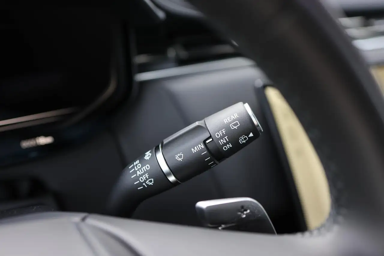 Land Rover Range Rover Sport снимка Land Rover Range Rover Sport