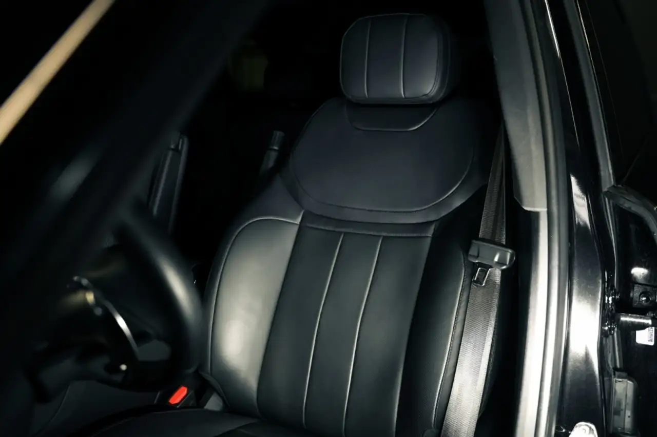 Land Rover Range Rover Sport снимка Land Rover Range Rover Sport