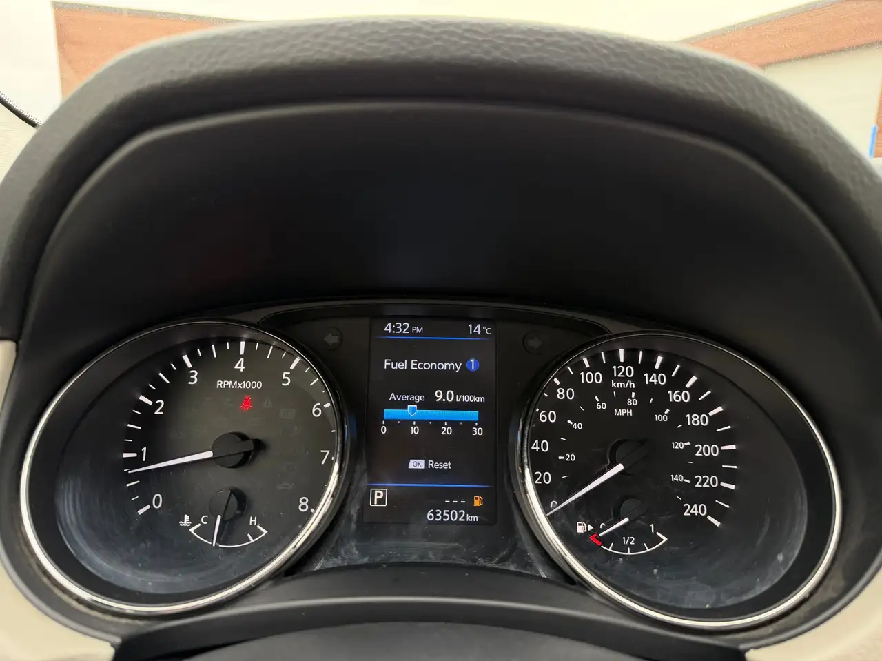 Nissan Qashqai снимка Nissan Qashqai