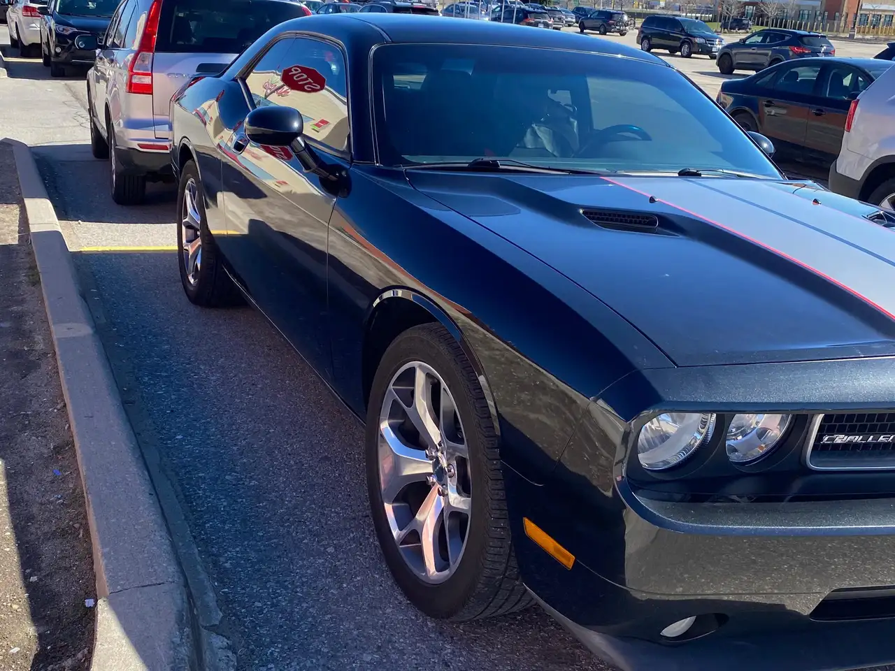 Dodge Challenger photo Dodge Challenger