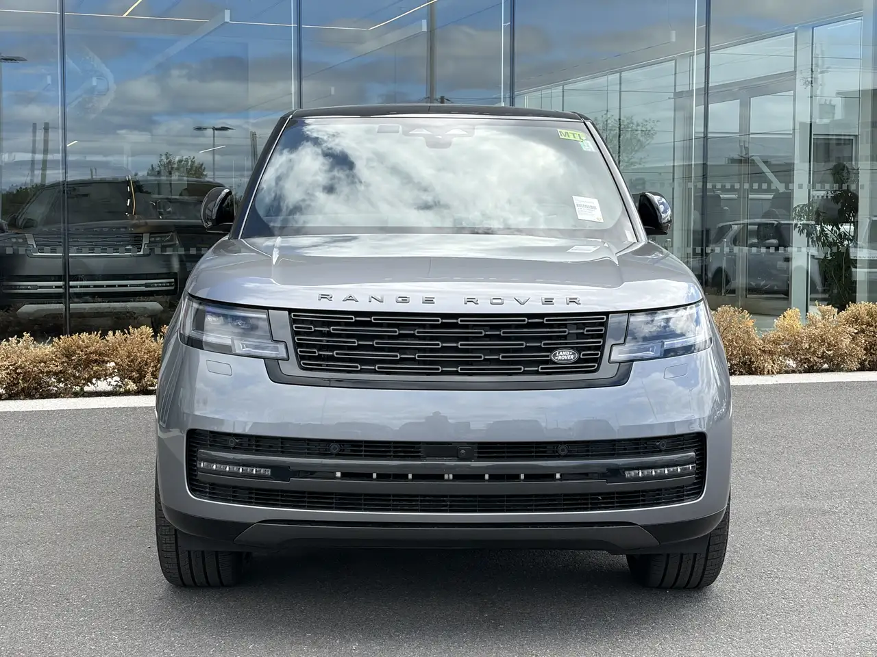 Land Rover Range Rover photo Land Rover Range Rover