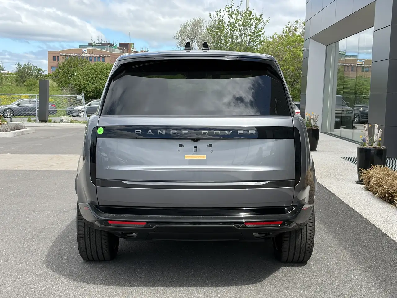Land Rover Range Rover photo Land Rover Range Rover