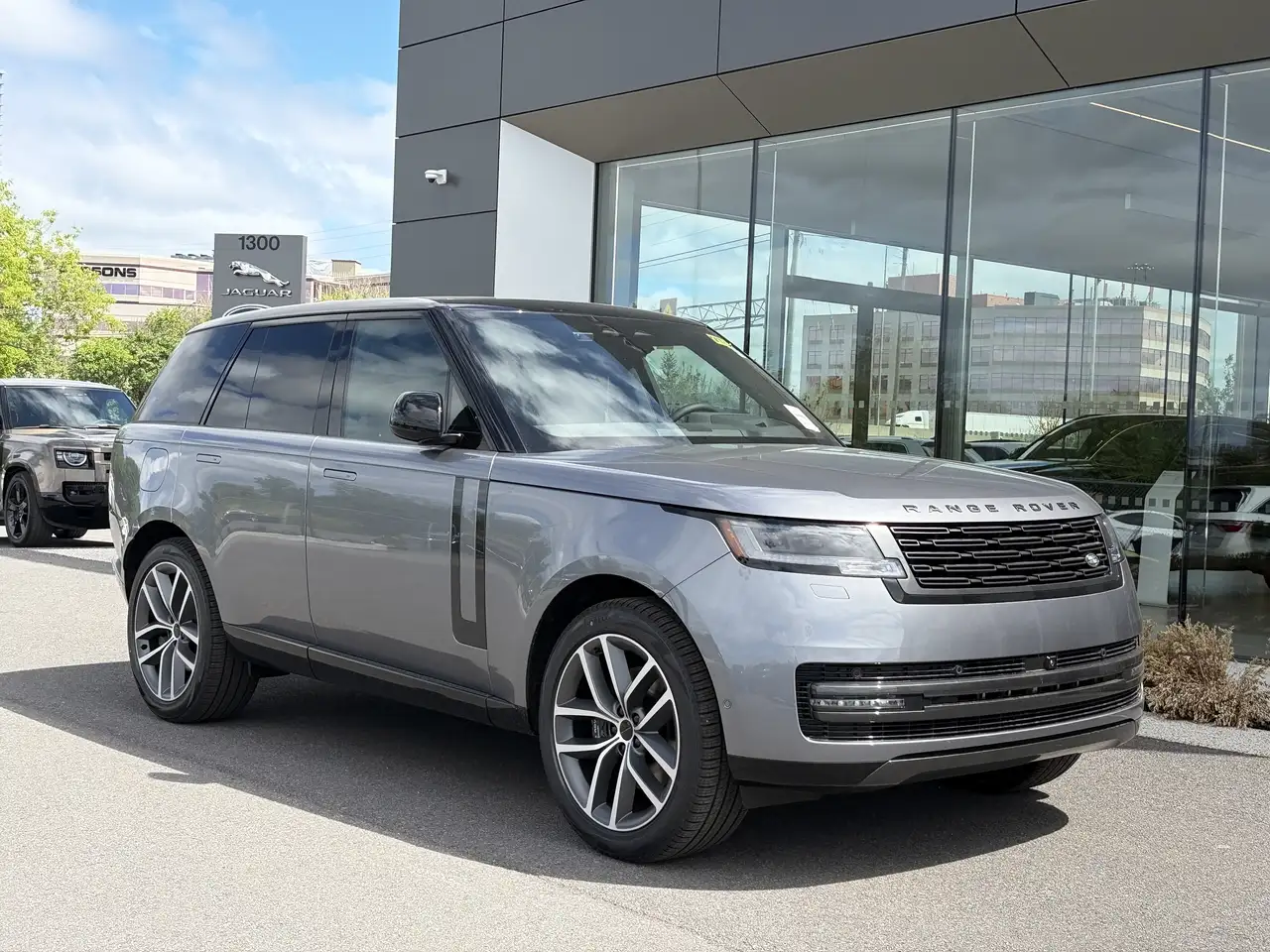 Land Rover Range Rover photo Land Rover Range Rover