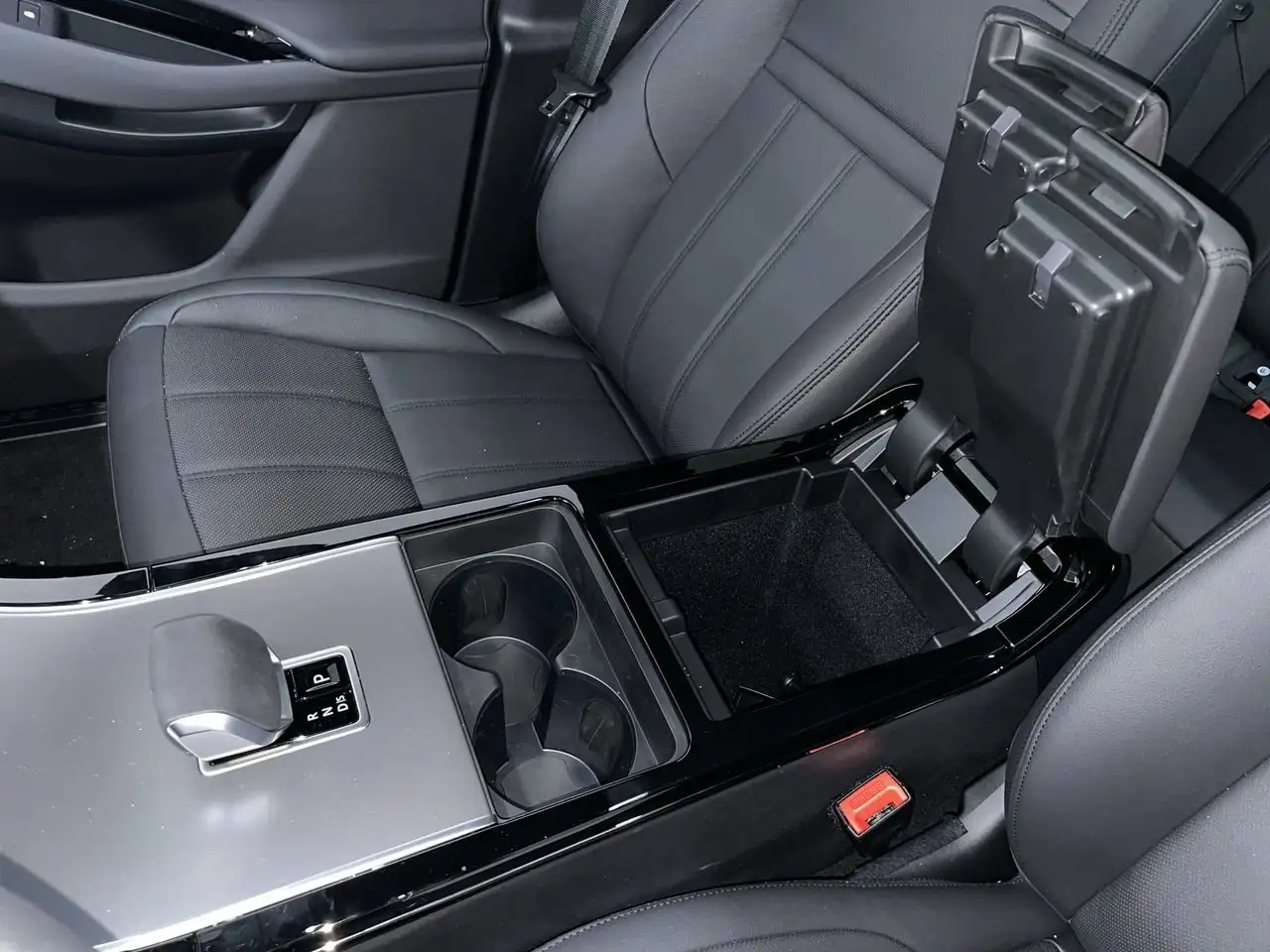 Land Rover Range Rover Evoque снимка Land Rover Range Rover Evoque