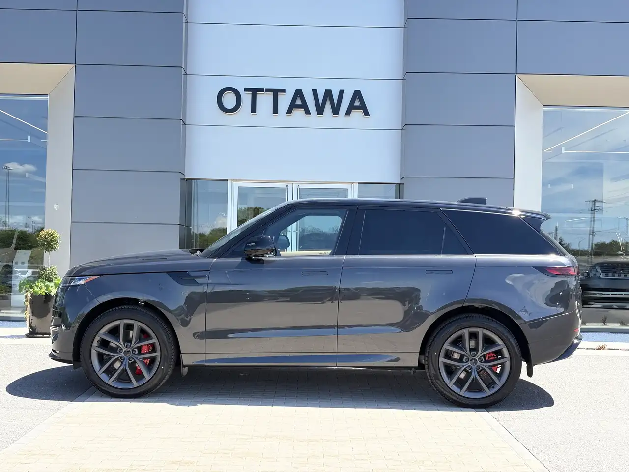 Land Rover Range Rover Sport photo Land Rover Range Rover Sport