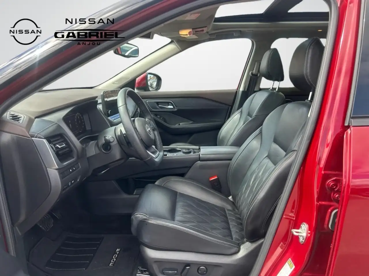 Nissan Rogue fotografie Nissan Rogue
