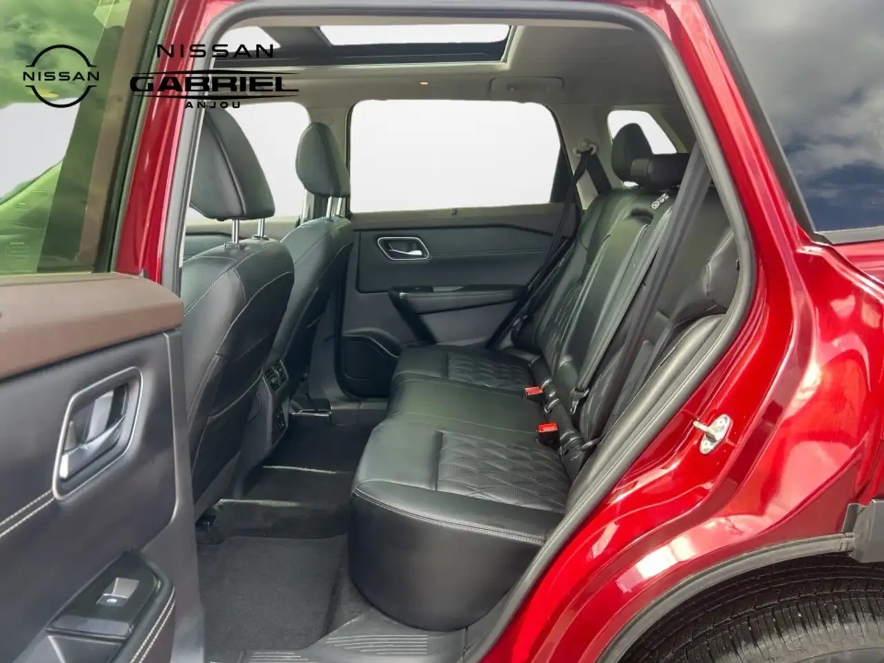 Nissan Rogue fotografie Nissan Rogue