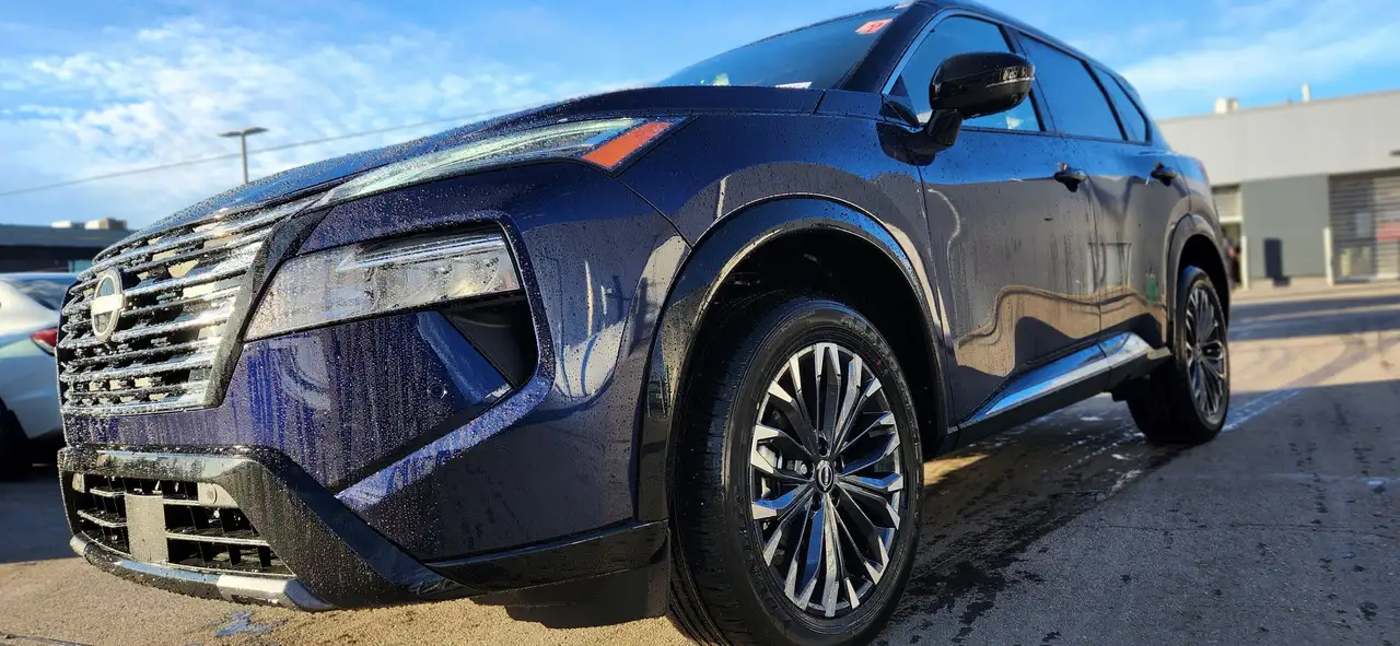 Nissan Rogue снимка Nissan Rogue