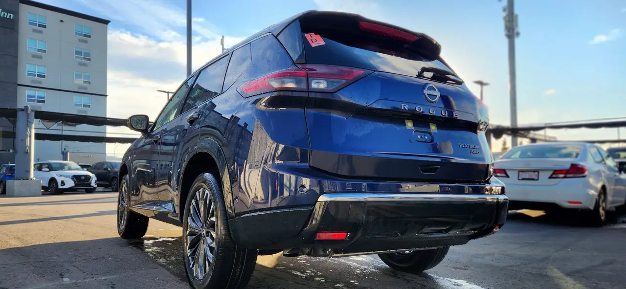 Nissan Rogue снимка Nissan Rogue