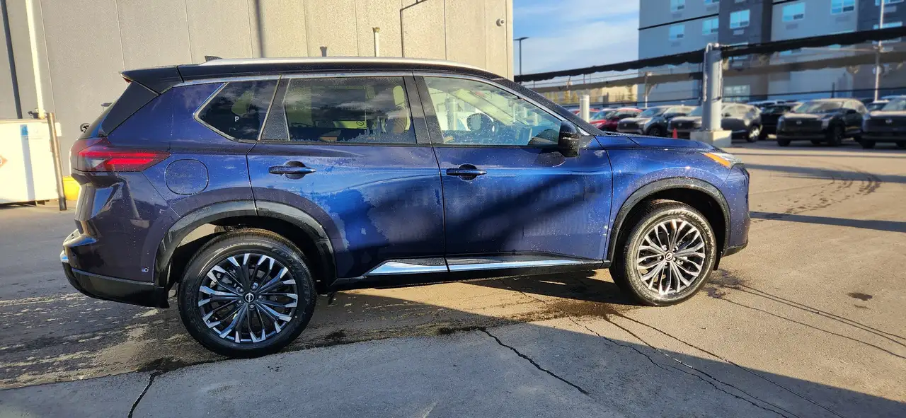 Nissan Rogue снимка Nissan Rogue