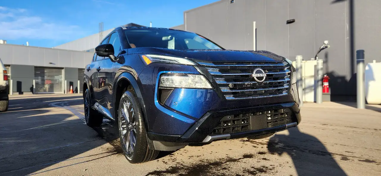 Nissan Rogue снимка Nissan Rogue