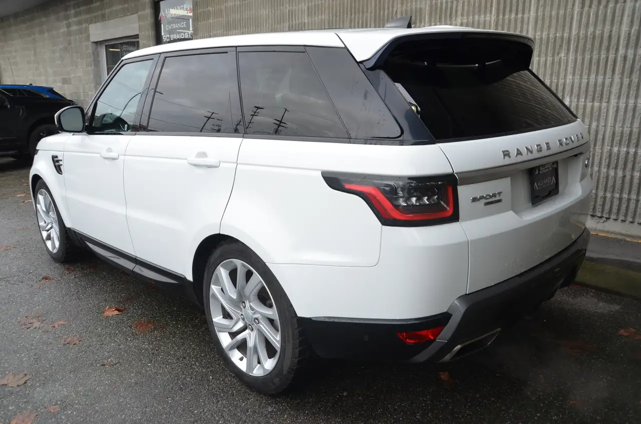 Land Rover Range Rover Sport снимка Land Rover Range Rover Sport