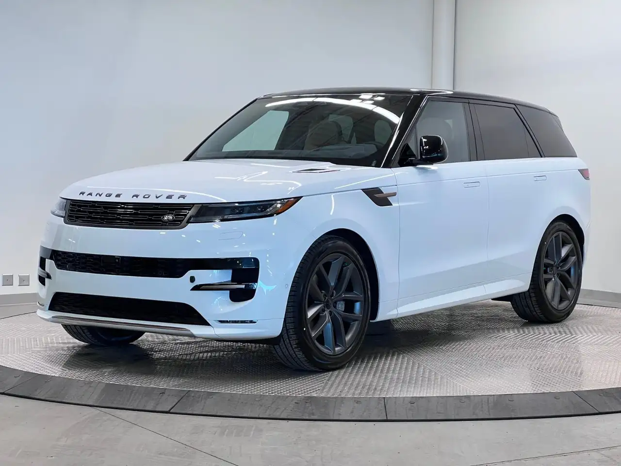 Land Rover Range Rover Sport снимка Land Rover Range Rover Sport