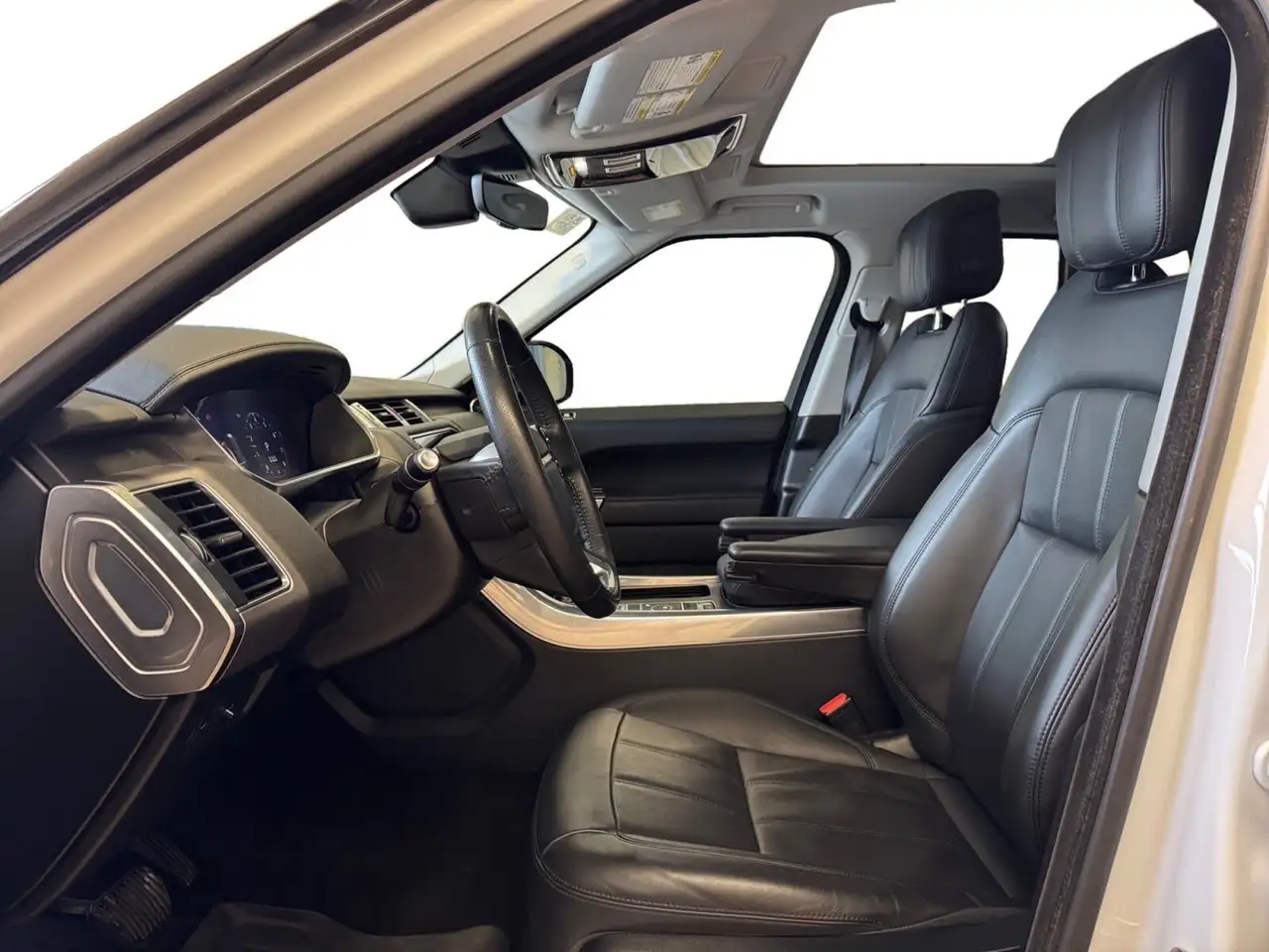 Land Rover Range Rover Sport снимка Land Rover Range Rover Sport