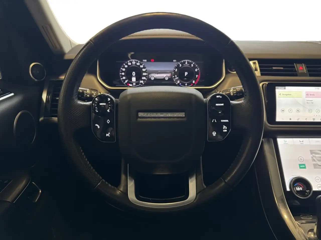 Land Rover Range Rover Sport снимка Land Rover Range Rover Sport