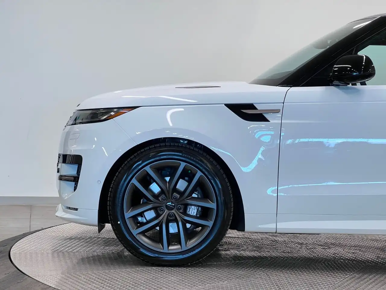 Land Rover Range Rover Sport снимка Land Rover Range Rover Sport