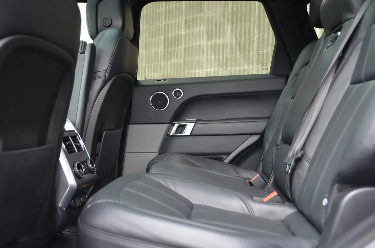 Land Rover Range Rover Sport снимка Land Rover Range Rover Sport