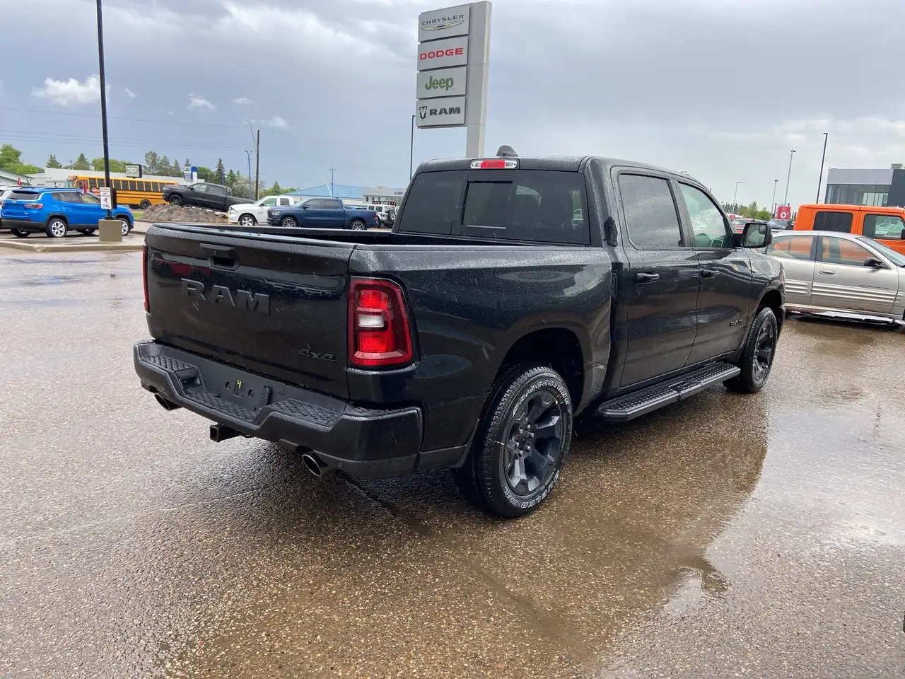 RAM 1500 снимка RAM 1500