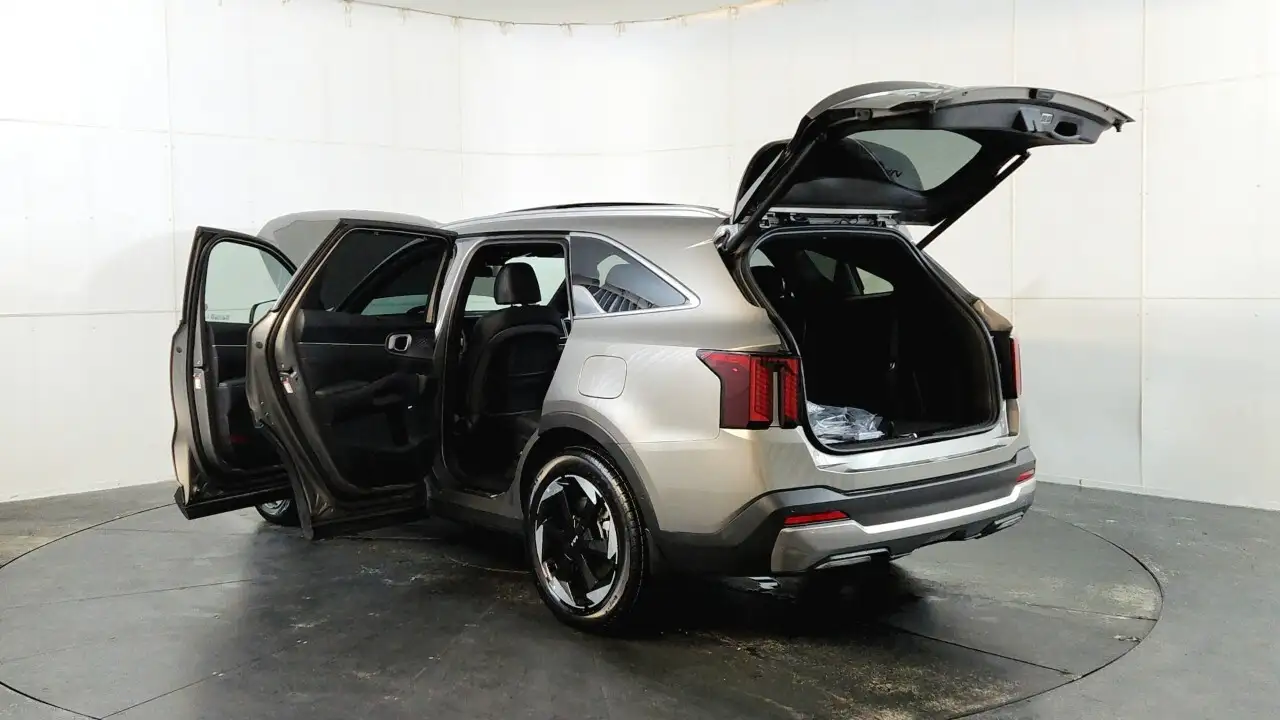Kia Sorento photo Kia Sorento