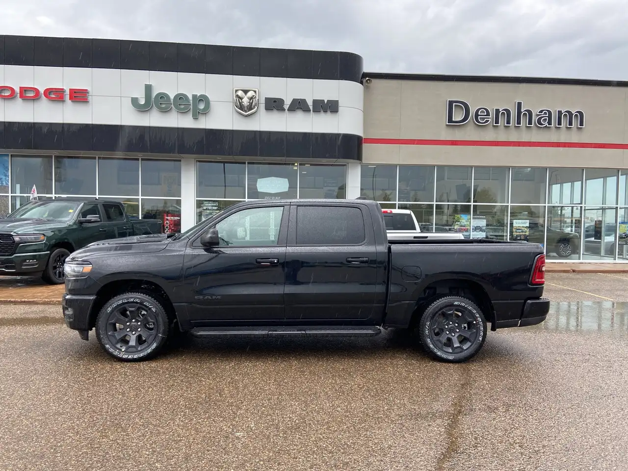 RAM 1500 снимка RAM 1500