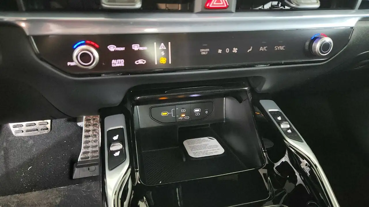 Kia Sorento photo Kia Sorento
