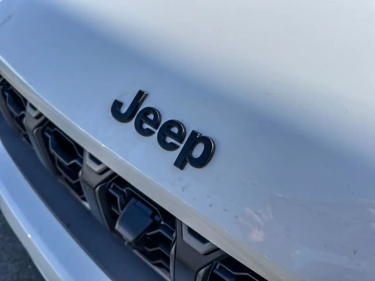 Jeep Grand Cherokee photo Jeep Grand Cherokee