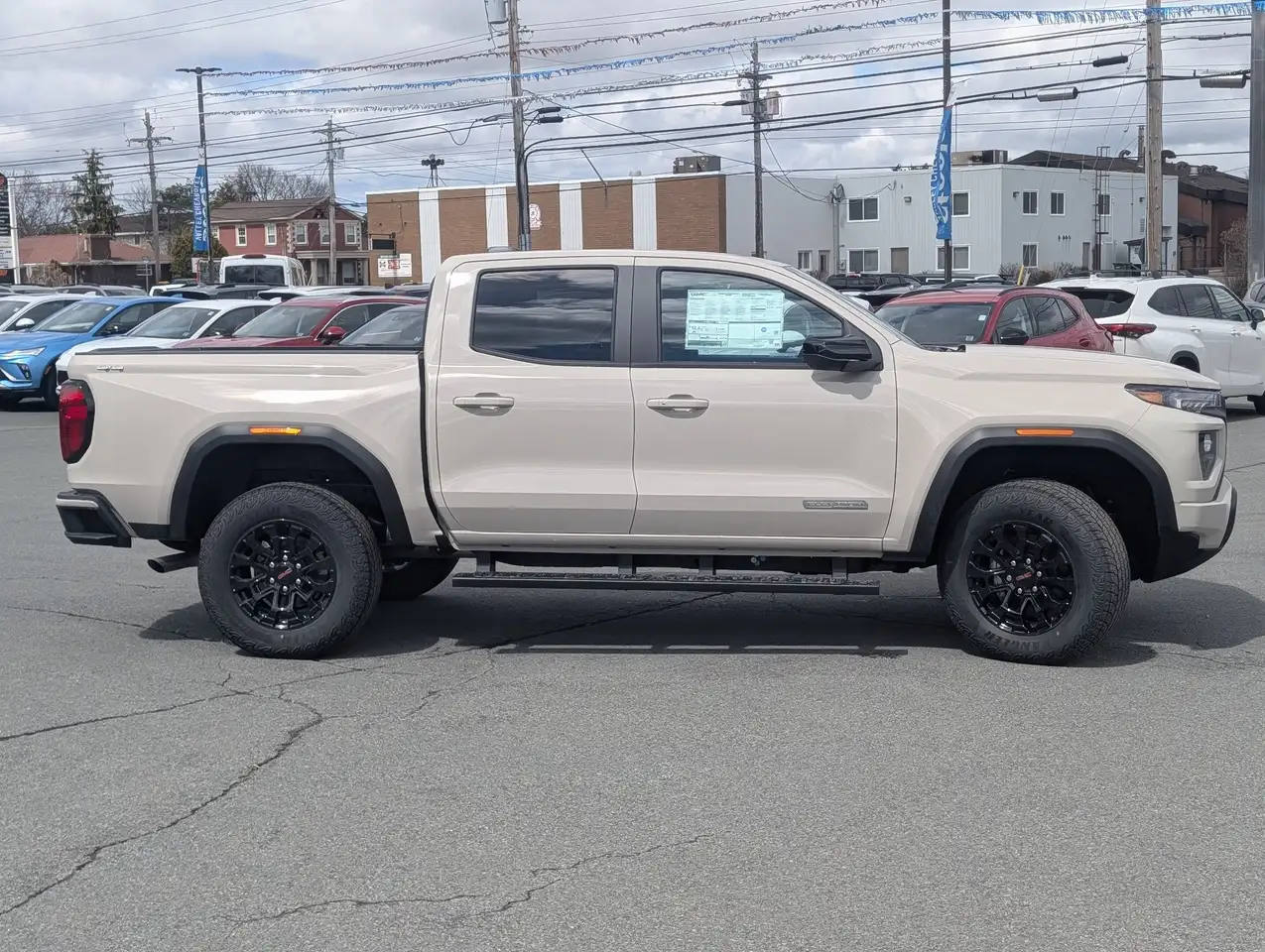 GMC Canyon снимка GMC Canyon