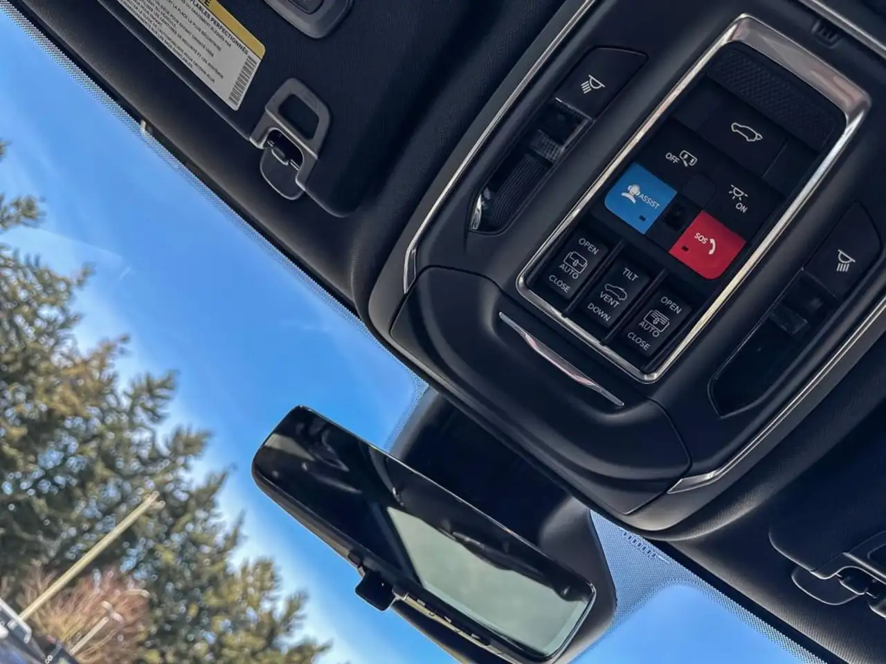 Jeep Grand Cherokee photo Jeep Grand Cherokee