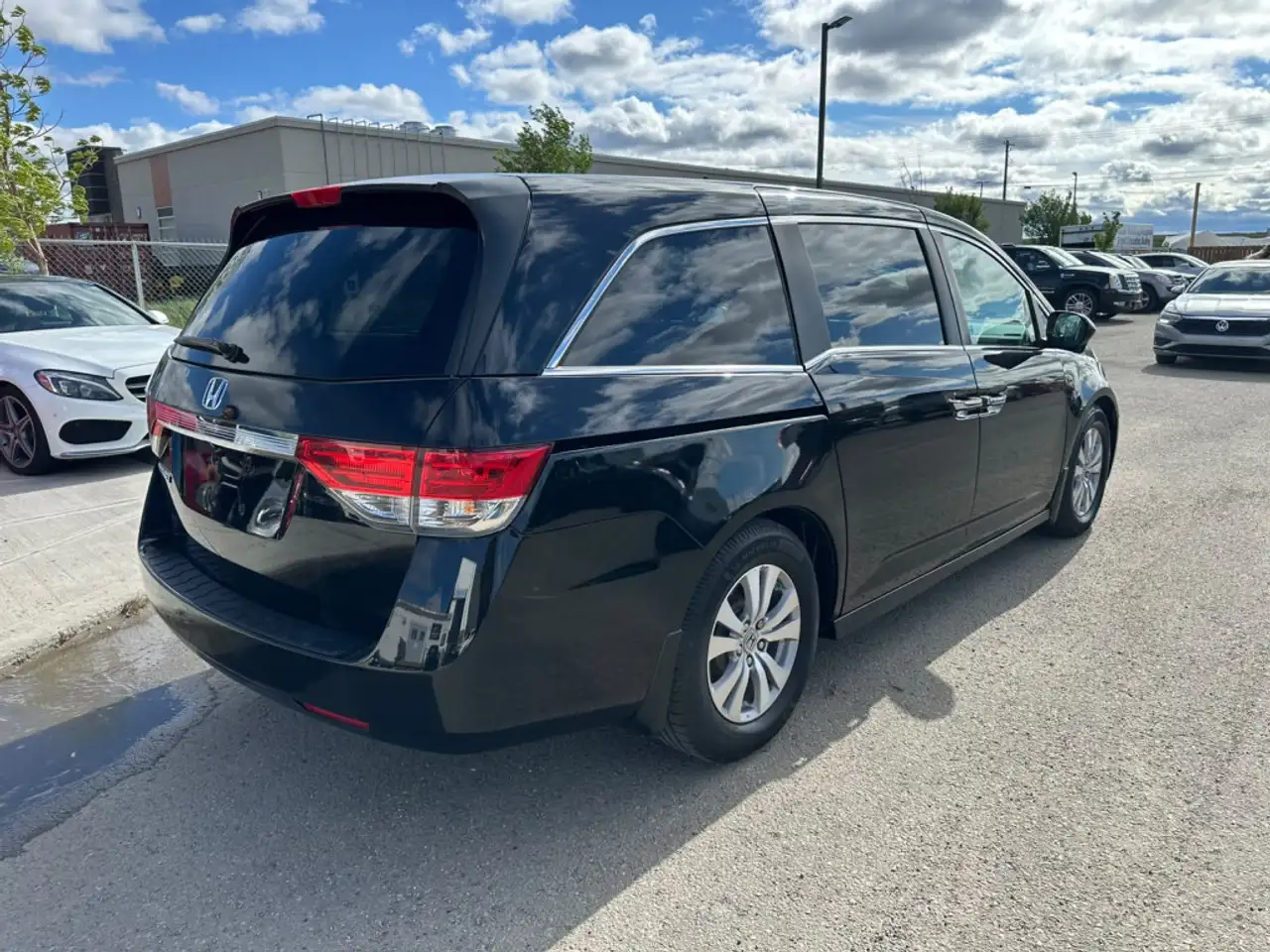 Honda Odyssey photo Honda Odyssey