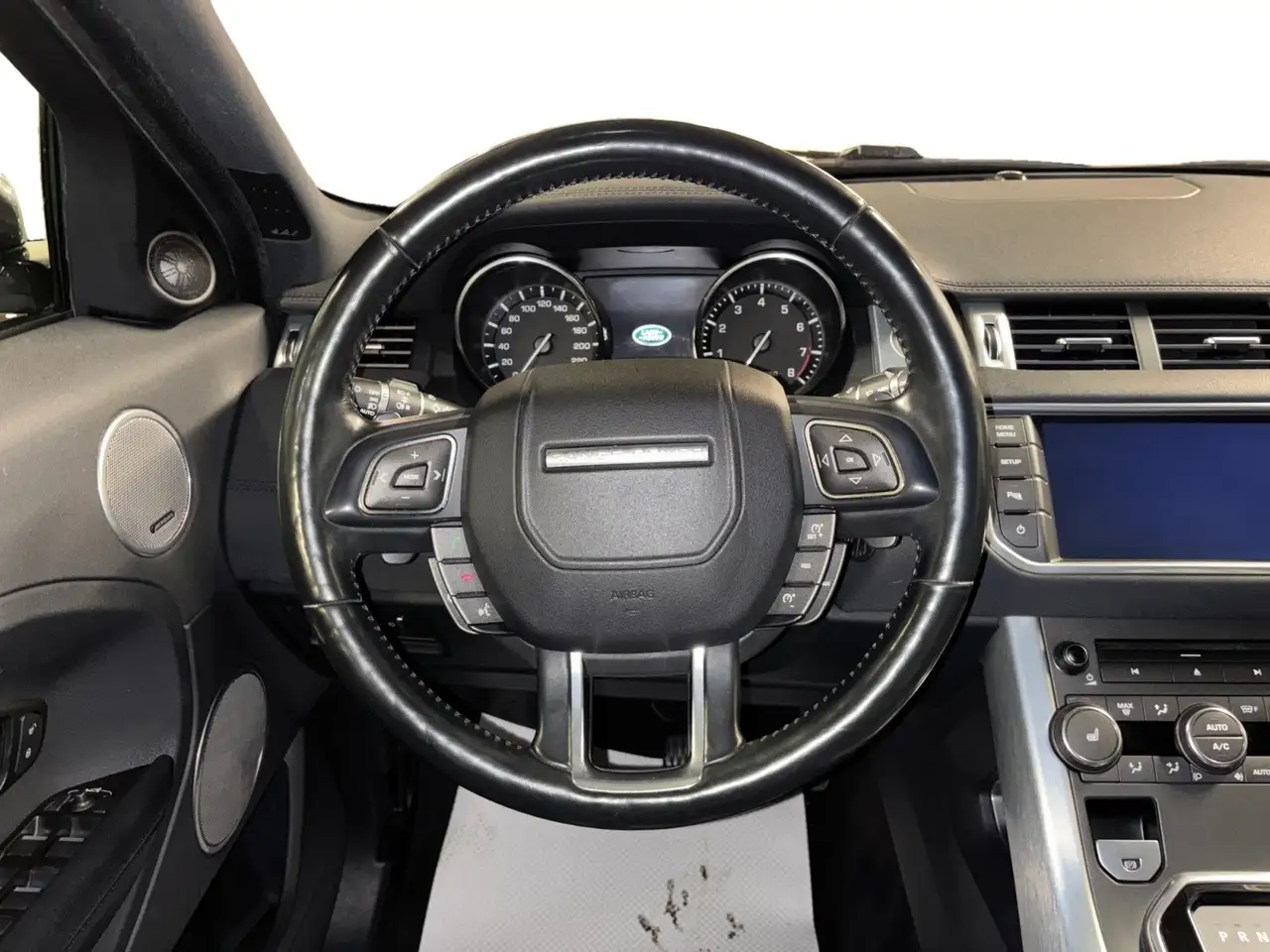 Land Rover Range Rover Evoque photo Land Rover Range Rover Evoque