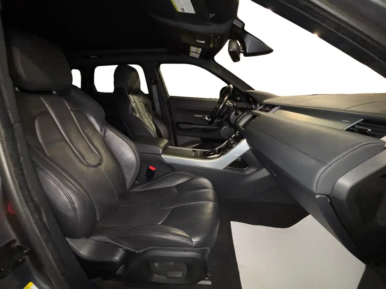 Land Rover Range Rover Evoque photo Land Rover Range Rover Evoque