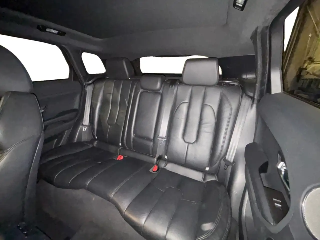Land Rover Range Rover Evoque photo Land Rover Range Rover Evoque